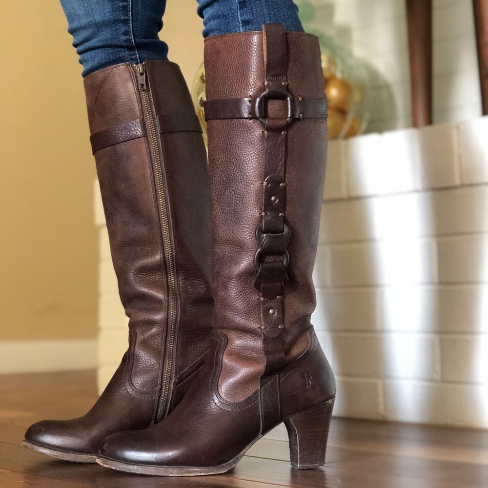 FRYE Fiona Leather loop boots 6.5